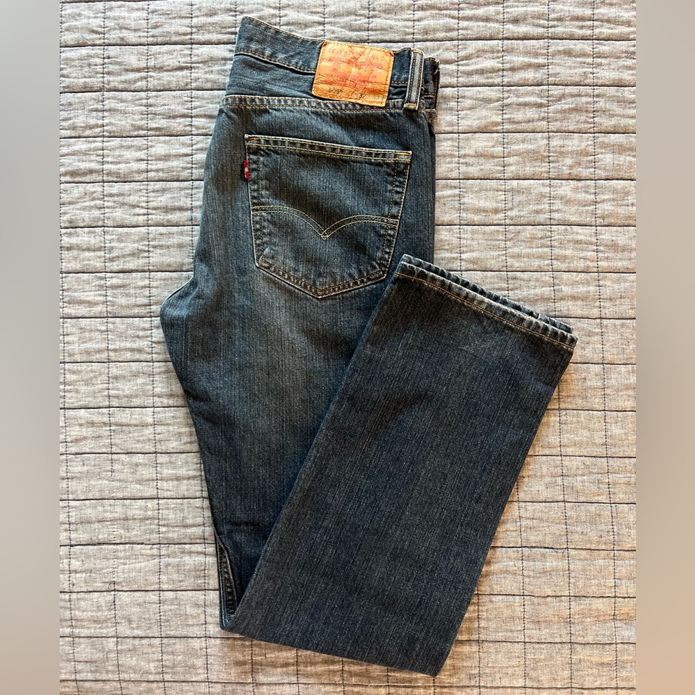 Levi’s 505 Regular Fit Straight Leg Jeans